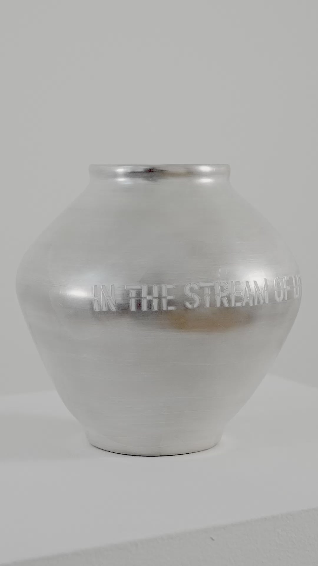 Lawrence Weiner &quot;IN THE STREAM OF LIFE&quot;