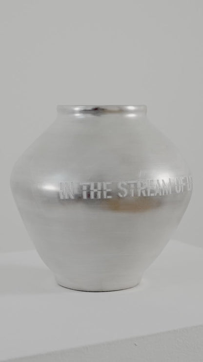 Lawrence Weiner &quot;IN THE STREAM OF LIFE&quot;